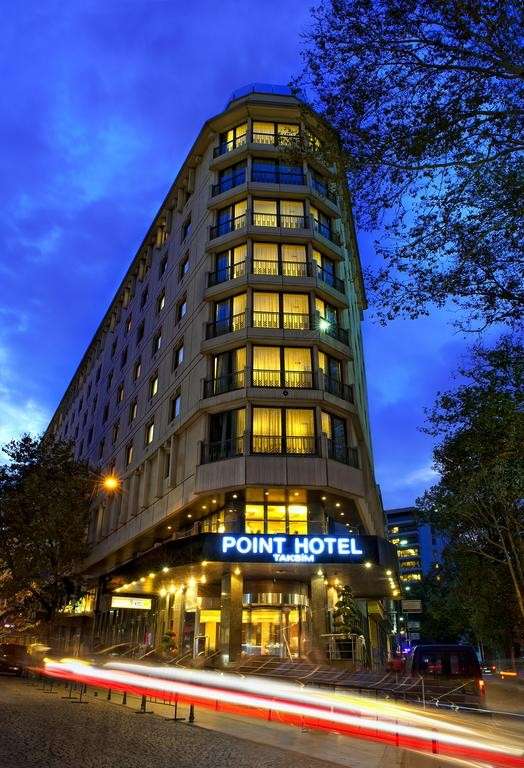 hotel-card