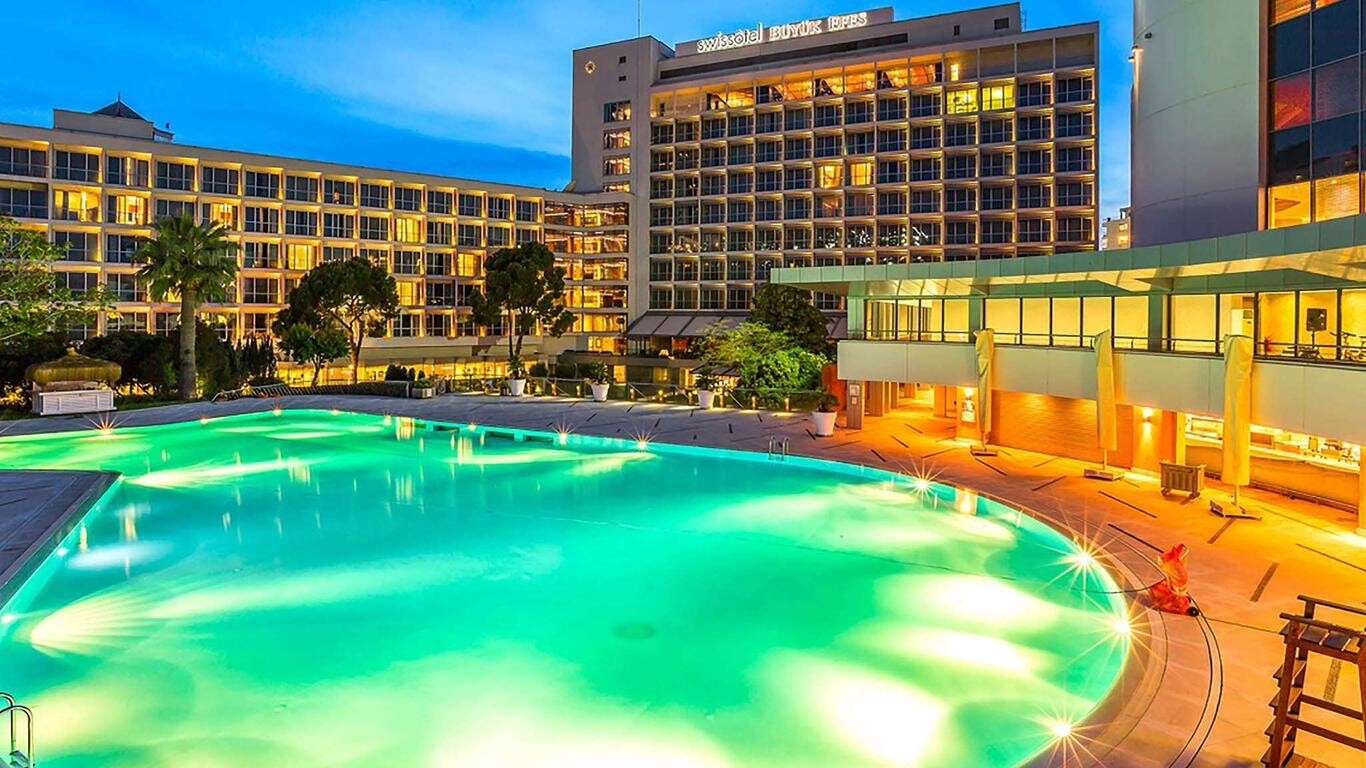 hotel-card